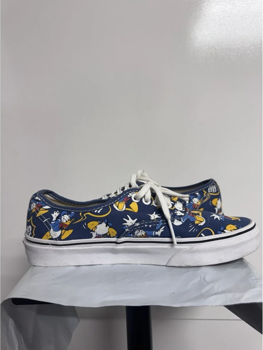 Vans Disney Donald Duck Authentic Sneakers Blue Canvas Shoes Men 7 Women 8.5